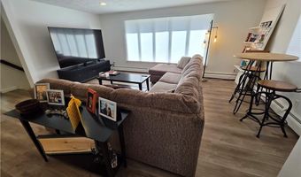 39 Allendale Ave, North Providence, RI 02911