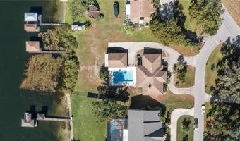 510 HILLSIDE Dr, Auburndale, FL 33823