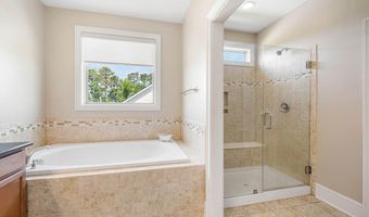 124 Restonwood Dr, Apex, NC 27539