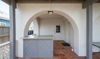 109 Tarpon Ct, Aransas Pass, TX 78336