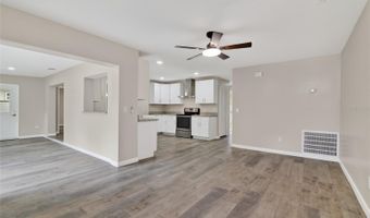 3179 FOXWOOD Dr, Apopka, FL 32703