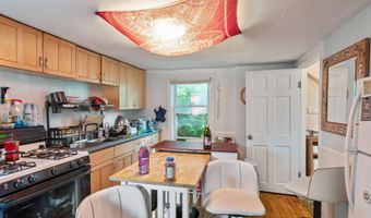317 N Winooski Ave, Burlington, VT 05401