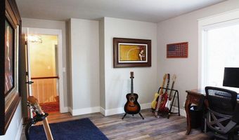 24 Shoemaker Dr, Batesville, AR 72501
