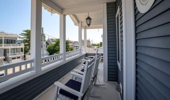 214 Iroquois Ave, Beach Haven, NJ 08008