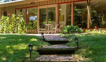 2805 Byington Blvd, Ann Arbor, MI 48105