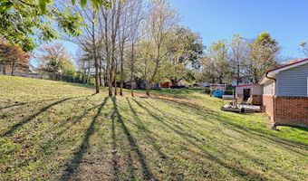 60 Tarrent St, Andrews, NC 28901