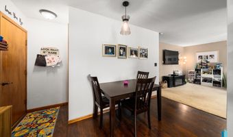 611 E 3Rd St St, Bridgewater, SD 57319