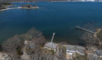 209 Buena Vista Dr, North Kingstown, RI 02852
