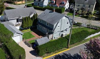 58 Bliss Rd, Newport, RI 02840