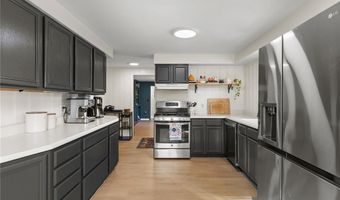 2249 Norside Dr, Alton, IL 62002