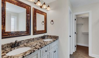 14691 Eva Cir, Athens, AL 35613