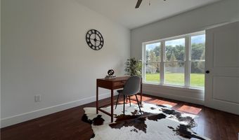 21 Two Rod Rd, Alden, NY 14004