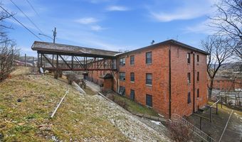 111-121 Locust St, Ambridge, PA 15003