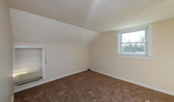2 Woodbrook Dr, Aberdeen, NJ 07747