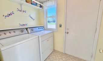 201 3rd Ave NW, Bowman, ND 58623