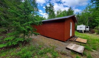 Pioneer Path, Aurora, ME 04408