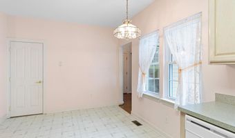 121 CROOM MILLS Dr, Hockessin, DE 19707