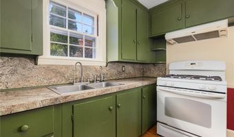 2 Preserved Arnold Ct, Lincoln, RI 02865