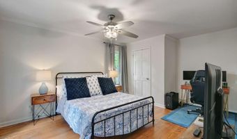 813 Lakeshore Dr, Berkeley Lake, GA 30096