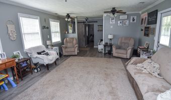 1579 Van Buren Rd, Barnesville, GA 30204