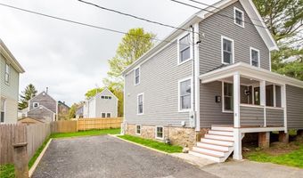 5 Gillies Ct, Newport, RI 02840