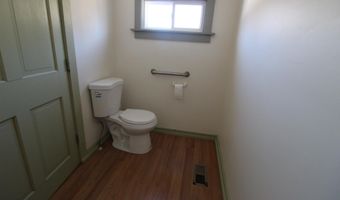 230 Searsport Ave, Belfast, ME 04915