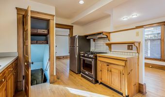 533 5th St, Ann Arbor, MI 48103