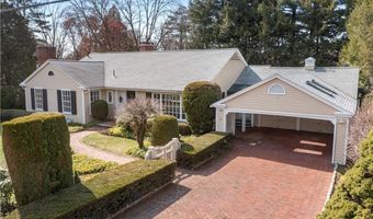 28 S Hill Dr, Cranston, RI 02920