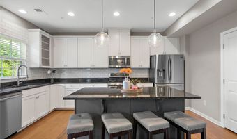 1004 Pointe View Dr, Adams Twp., PA 16046