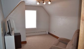 409 E. Elm St, Albion, IL 62806