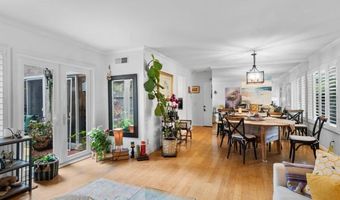 27556 Rondell St, Agoura Hills, CA 91301