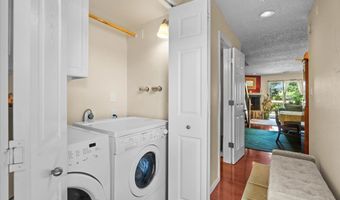 1637 NW MIDLAKE Ln, Beaverton, OR 97006