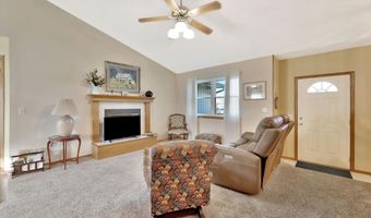 710 Lakewood Ct, Augusta, KS 67010