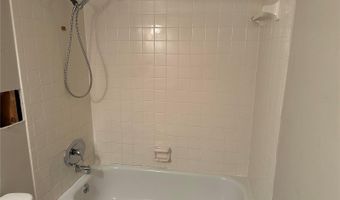 904 LAKE DESTINY Rd G, Altamonte Springs, FL 32714