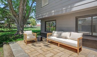 412 25th Ave SW, Altoona, IA 50009