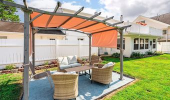 570 Forest Hills Pkwy, Bayville, NJ 08721