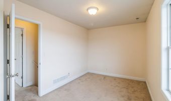 2627 Stange Rd, Ames, IA 50010