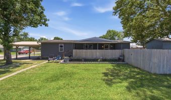 911 E Kelly, Augusta, KS 67010