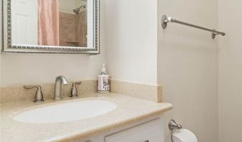 8502 WOODBINE Ln, Annandale, VA 22003