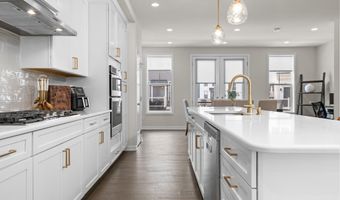 2949 Aughton Rd, Ann Arbor, MI 48105