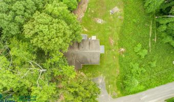 65 Lakeshore Dr, Albany, KY 42602