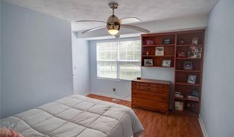 6302 Wenzel Rd, Alton, IL 62002
