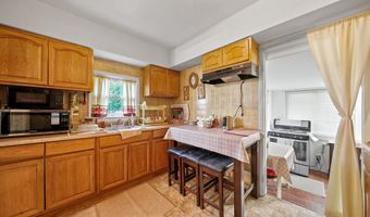 1 PAGE Ave, Barrington, NJ 08007