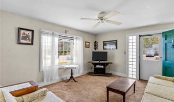 112 Oakton St, Woonsocket, RI 02895