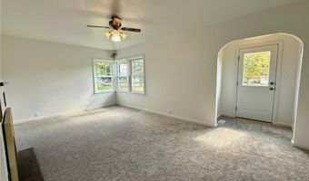 1715 SE Marshall St, Albert Lea, MN 56007