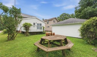 165 Shadyside Ct, Alliance, OH 44601