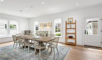 15 High St, Newport, RI 02840
