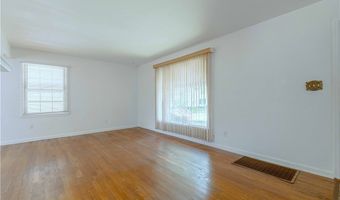 868 Davies Ave, Akron, OH 44306