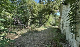 604 S Brookside Ave, Ash Grove, MO 65604
