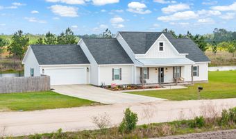 404 Zoarbella Dr, Baxley, GA 31513